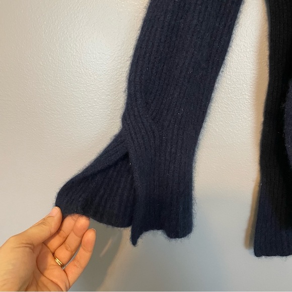 J Crew Collection| 100% Cashmere Crewneck Sweater side slits tunic - Picture 4 of 5